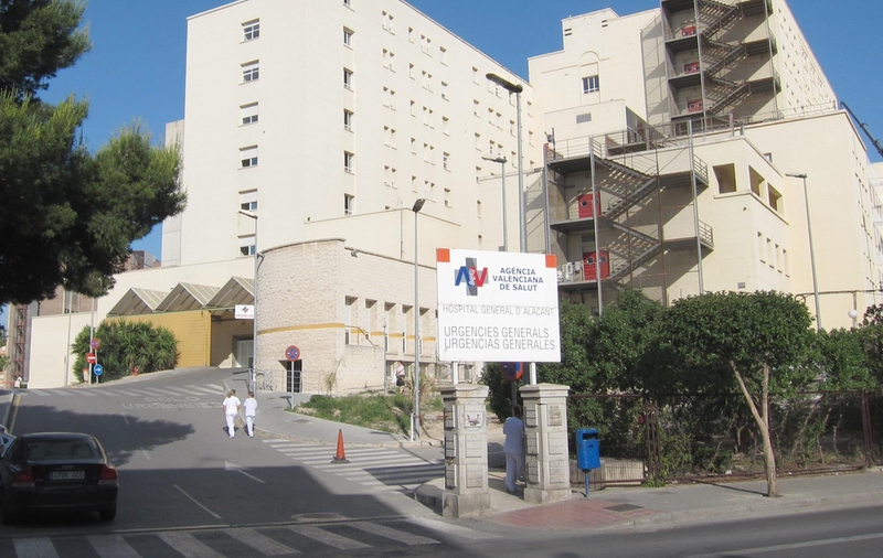  Archivo - Entrada De Urgencias Del Hospital General De Alicante en imagen de archivo - EUROPA PRESS - Archivo 