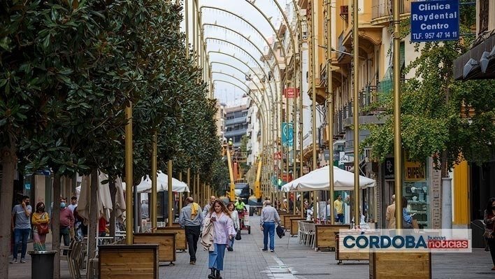 <p> Las Navidades de este año en Córdoba prometen ser mejores que las últimas celebradas en el año 2019. </p>
