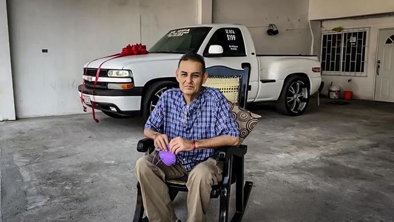 <p> Juan Manuel Vidales el paciente de cáncer que recibió un precioso regalo </p>