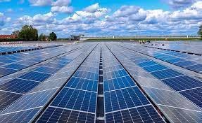 <p> Placas generadoras de energía solar </p>
