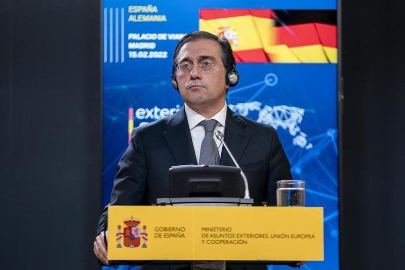 <p> El ministro de Asuntos Exteriores, Unión Europea y Cooperación, José Manuel Albares, comparece tras una reunión con la ministra federal de Asuntos Exteriores de Alemania </p>