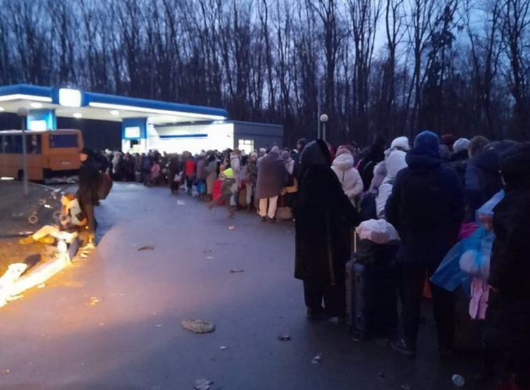 <p> Desplazados ucranianos en la frontera con Polonia - ALDEAS INFANTILES </p>