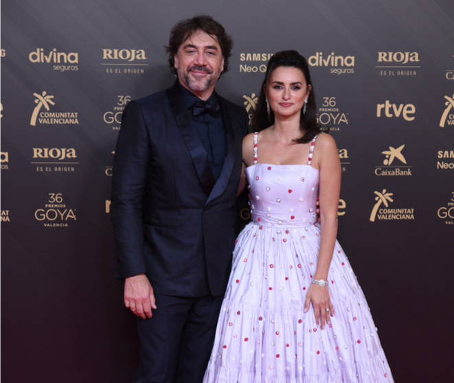 <p> Archivo - Javier Bardem y Penélope Cruz durante la pasada gala de los Goya en la que ambos estaban nominados a mejor papel protagonista - Jorge Gil - Europa Press - Archivo </p>