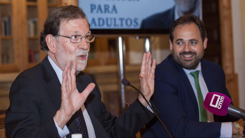 <p> El expresidente del Gobierno Mariano Rajoy presenta su libro en Cuenca - EUROPA PRESS / LOLA PINEDA </p>
