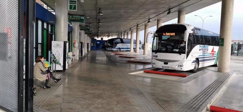<p> Imagen de archivo de la estación de autobuses de Cádiz. - JUNTA DE ANDALUCÍA </p>