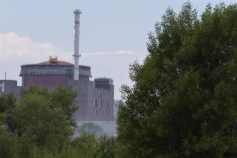 <p> La central nuclear de Zaporiyia (Ucrania) - VICTOR / XINHUA NEWS / CONTACTOPHOTO </p>