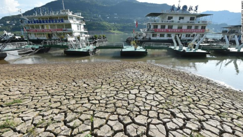 <p> La sequía que sufre el río Yangtze. Por Wayne Chang, Simone McCarthy, Shawn Deng, Reuters </p>