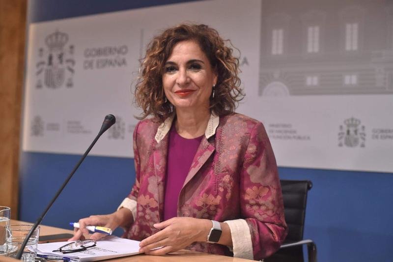 <p> La ministra de Hacienda y Función Pública, María Jesús Montero, en una imagen de archivo </p>