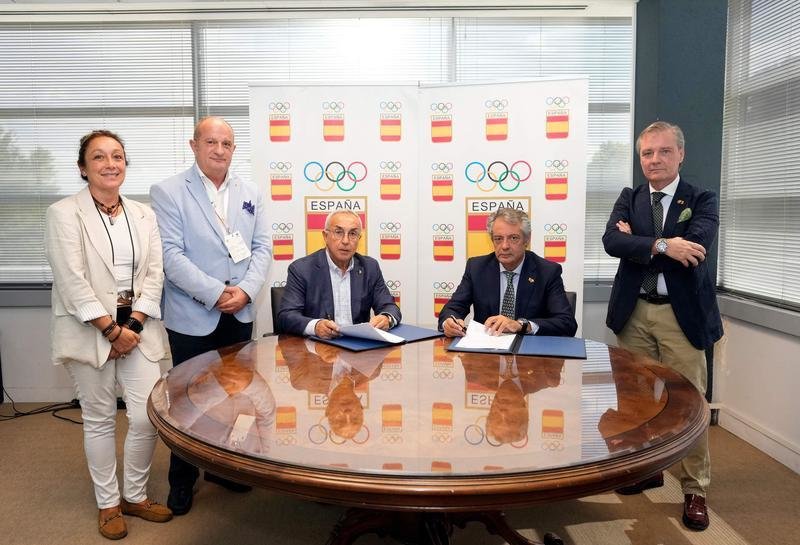  Nuevo acuerdo entre el Comité Olímpico Español y el Consejo Regulador de la Denominación de Origen Baena 