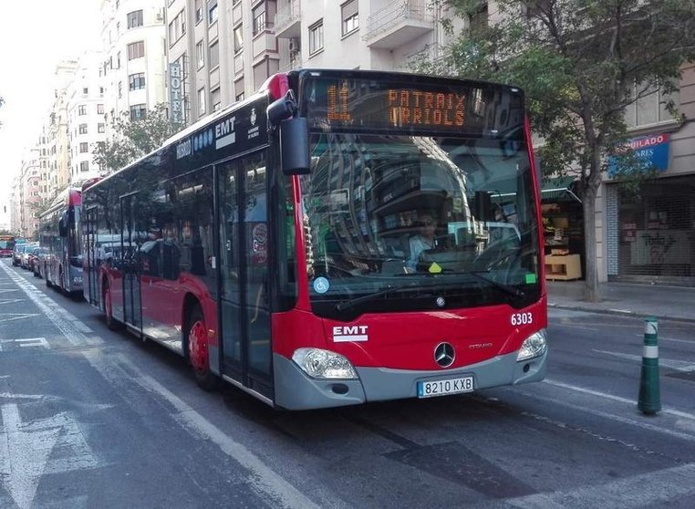  Autobús de la EMT en Valencia 