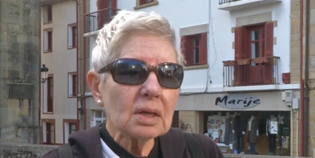  María Ángeles, la anciana de 81 años que ha logrado evitar el desahucio gracias a la solidaridad de un vecino de Usurbil (Gipuzkoa) 