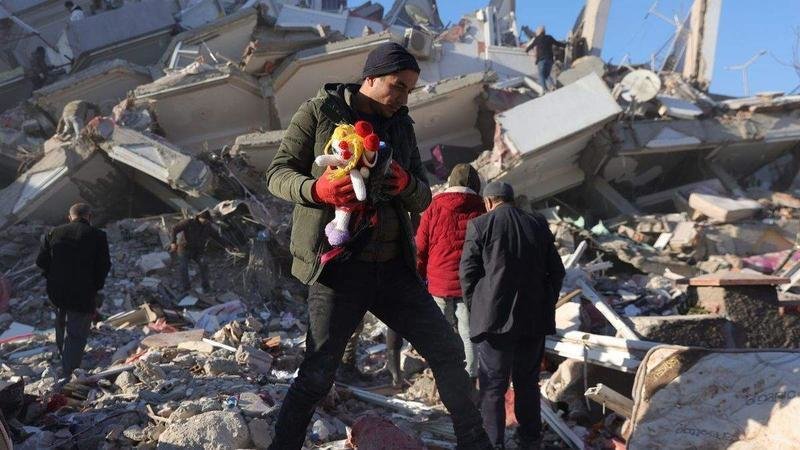  Victimas del terremoto en Turquía y Siria 