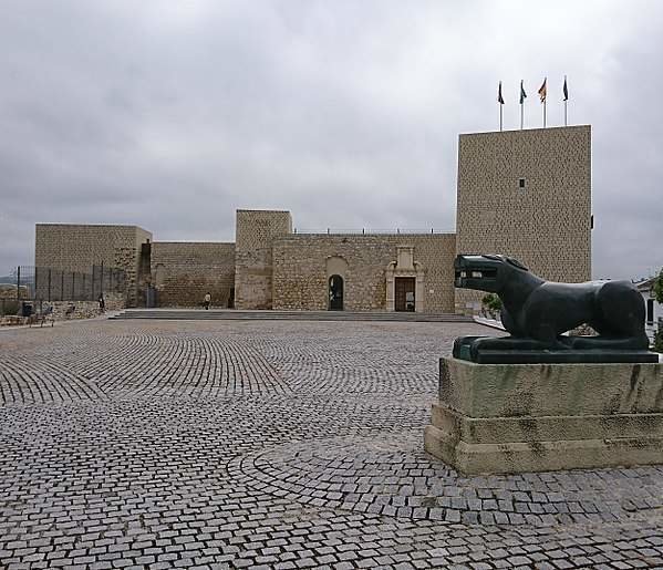  Castillo de Baena. Imagen: Wikipedia 