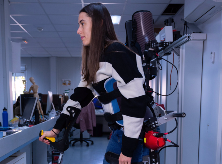  Archivo - El CSIC desarrolla exoesqueletos robóticos que ayudan al cerebro a caminar - CÉSAR HERNÁNDEZ REGAL - Archivo 