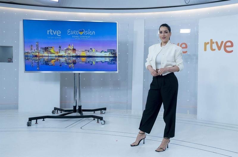 La cantante Ruth Lorenzo posa tras un junket de prensa sobre Eurovisión 2023 