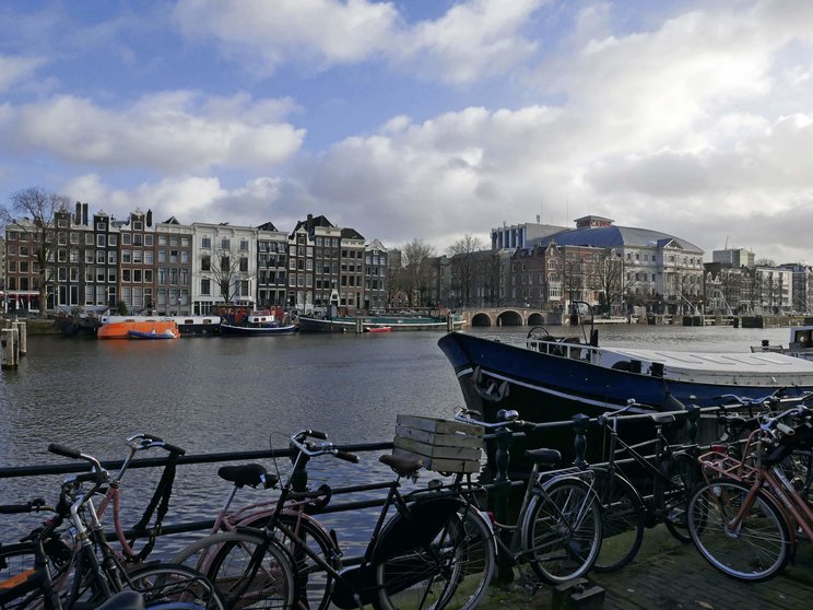  Amsterdam bicicletas - unsplash 