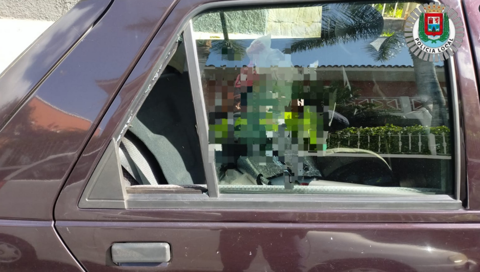  Dos personas dormidas dentro de un coche tras robarlo - Policía Local LPA 