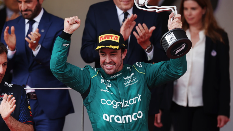  Alonso celebrando su segunda posición en el Gran Premio de Mónaco 