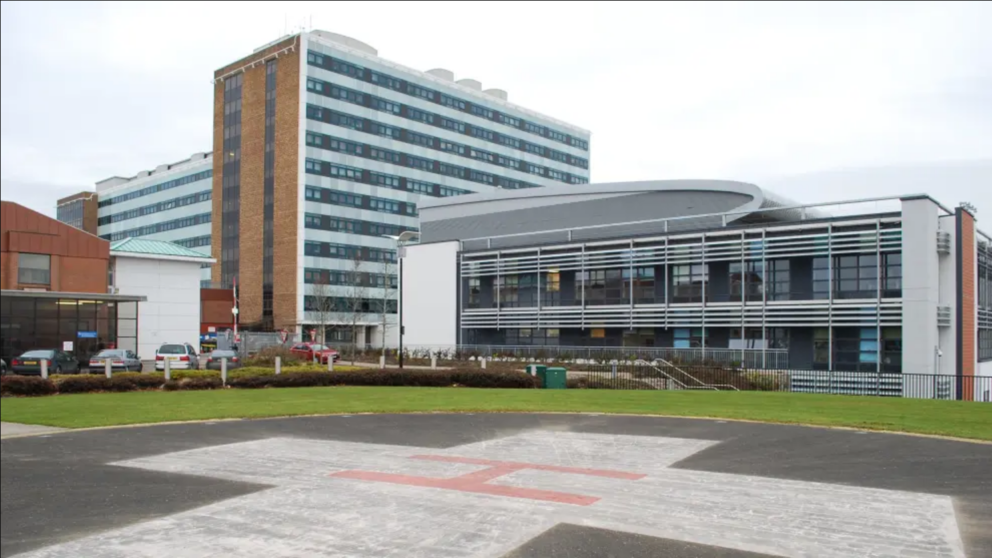 El hospital de Irlanda del Norte donde las gemelas dieron a luz 