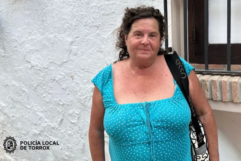  María Josefa Atencia, una de las vecinas que encontró la bolsa con el dineroFACEBOOK POLICÍA LOCAL DE TORROX 