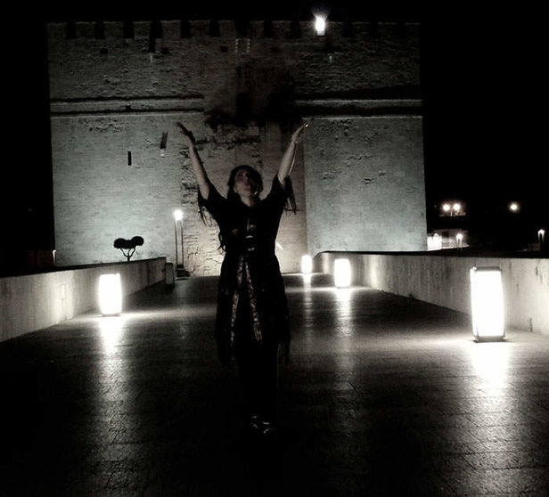 La cordobesa Amelia Ross estrena el video single "Duele" 