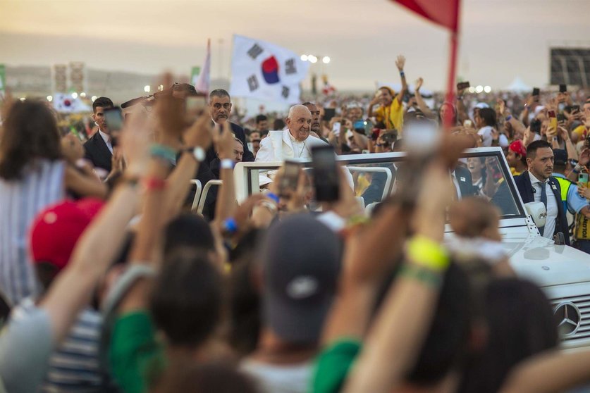  El Papa llega a la Vigilia con los jóvenes en la JMJ de Lisboa 