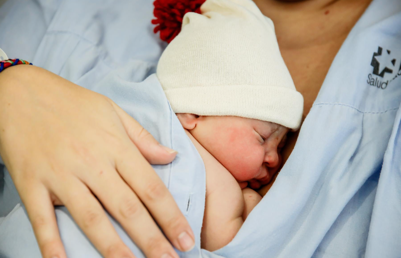  Archivo - Bebé recién nacido en el hospital - Carlos Luján - Europa Press - Archivo 