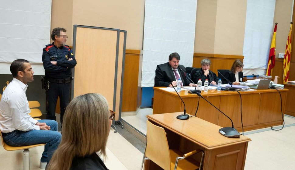  El exfutbolista Dani Alves durante un juicio en la Audiencia de Barcelona, a 5 de febrero de 2024, en Barcelona, Catalunya (España). - EUROPA PRESS/D.Zorrakino. POOL - Europa Press 