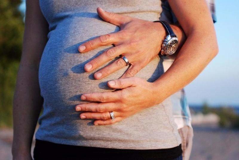  Mujer embarazada, embarazo - CLÍNICA MAR&GEN - Archivo 