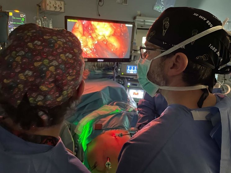  El Hospital Reina Sofía interviene a un paciente con tumor neuroendocrino 