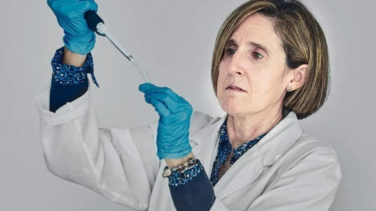  isabel-sola-es-importante-que-espana-tenga-sus-propias-vacunas-para-no-depender-del-exterior-como-sucedio-en-marzo-y-abril-con-respiradores-y-mascarillas-2-768x506 