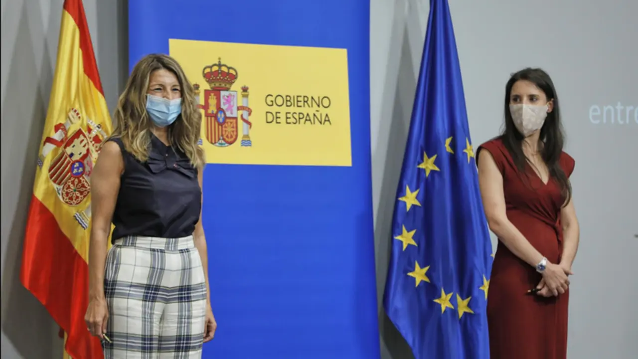  Yolanda D&iacute;az e Irene Montero. EUROPA PRESS 
