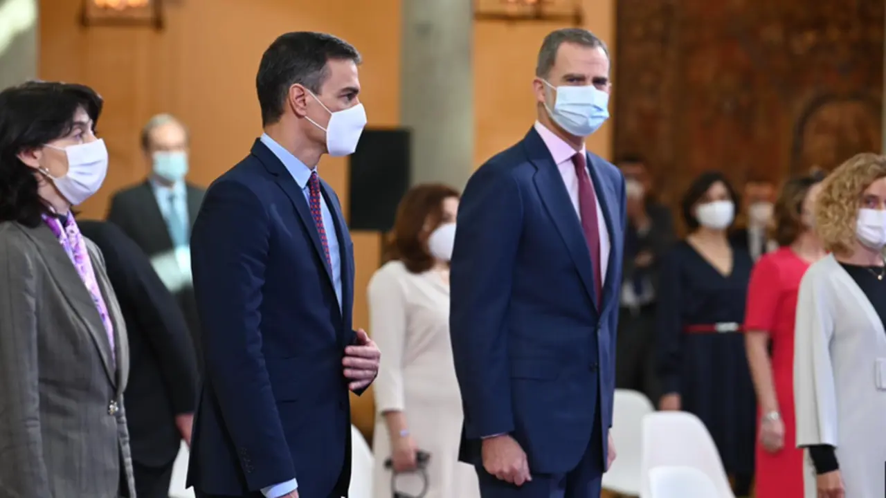  El presidente del Gobierno, Pedro S&aacute;nchez, y el Rey Felipe VI - Moncloa - Archivo 