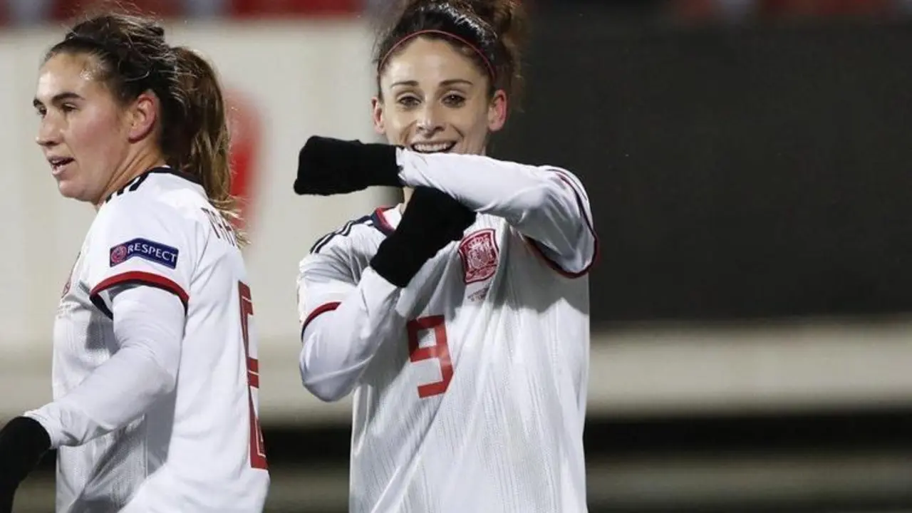  Selecci&oacute;n espa&ntilde;ola de futbol femenino 