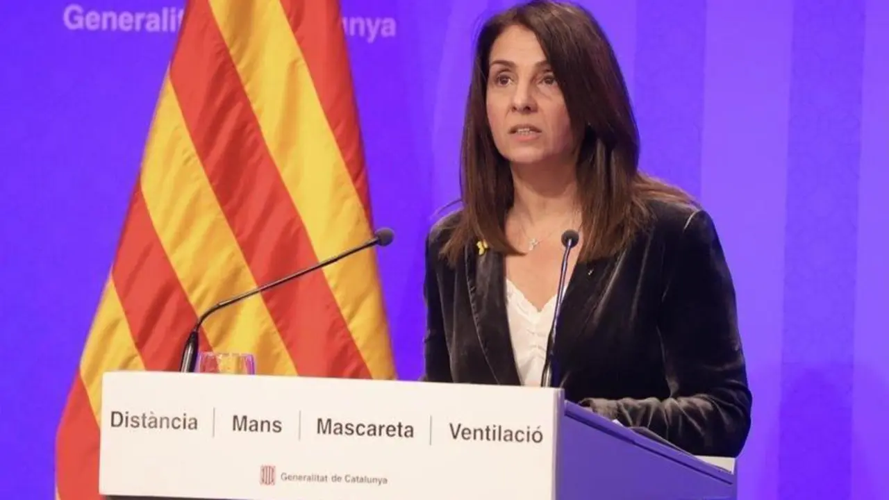  La consellera de Presidencia y portavoz del Govern, Meritxell Bud&oacute;, en rueda de prensa. // EP 