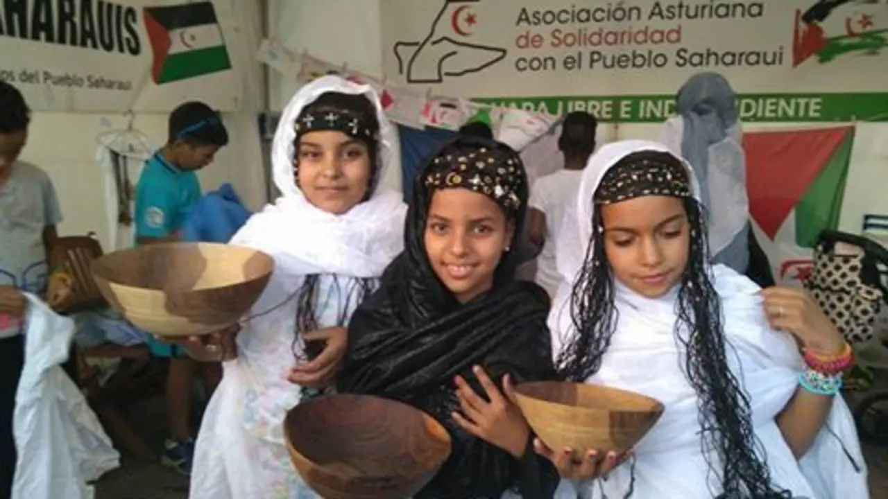  Ni&ntilde;os saharauis. 