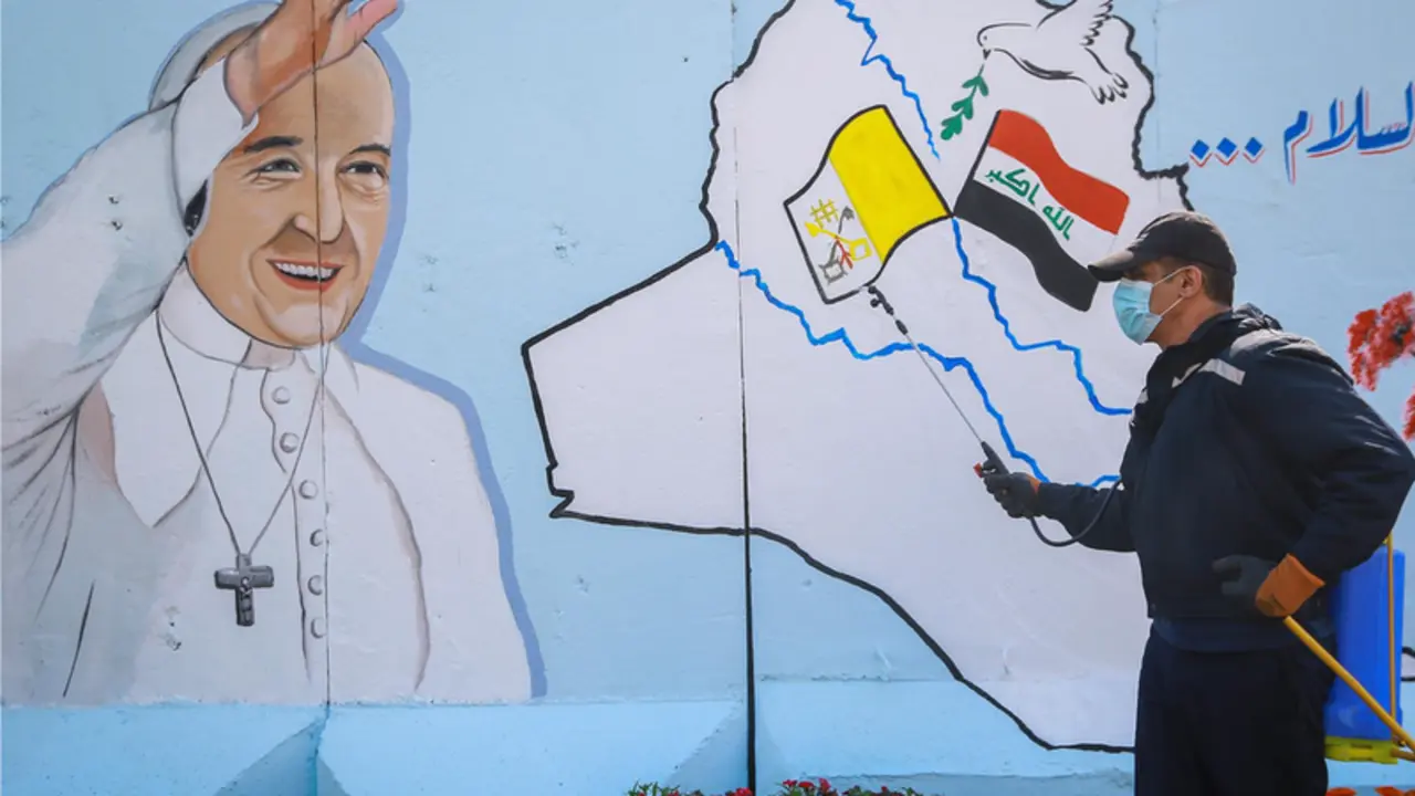 En mural del Papa en Irak - Ameer Al Mohammedaw/dpa 