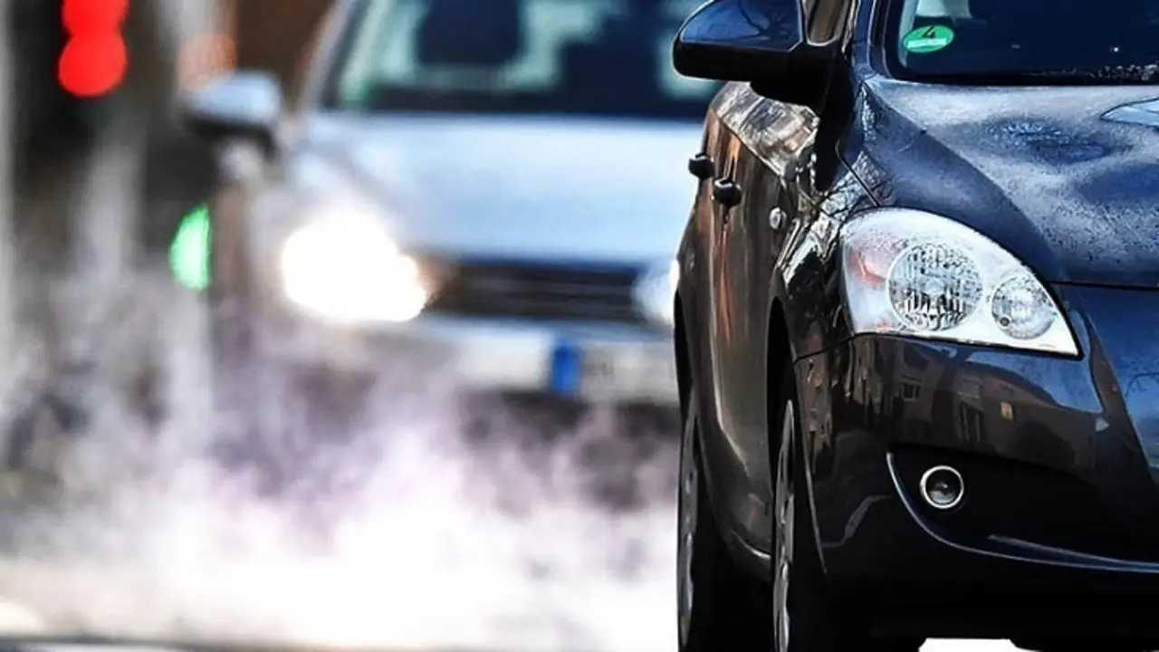  Emisiones de veh&iacute;culos. Imagen: Ecoticias 