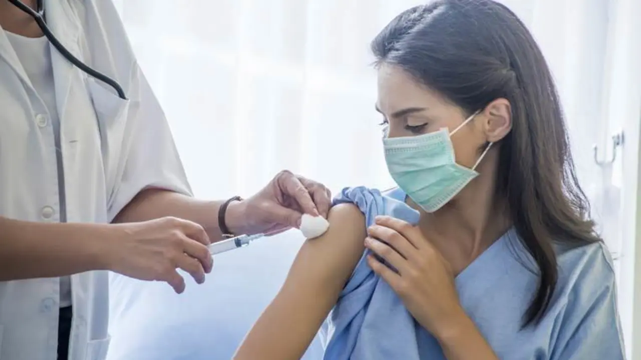  sociedad-voluntarios-vacuna-covid19 