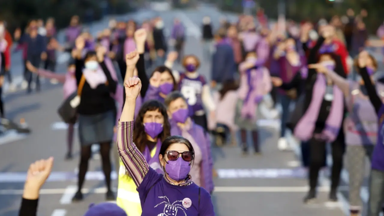  Concentraci&oacute;n, baile feminista y lectura de manifiesto por el 8M, D&iacute;a Internacional de la Mujer, en M&aacute;laga - ALEXZEA 