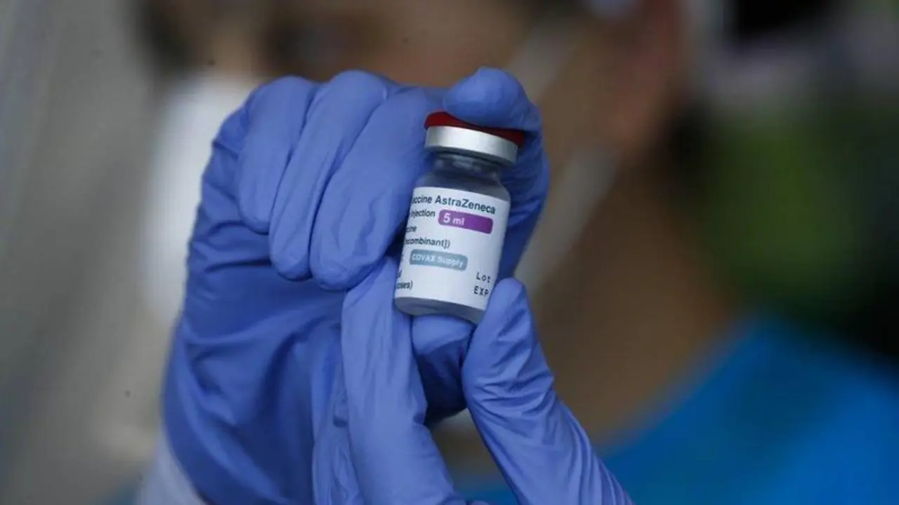  Que-dice-la-EMA-sobre-el-lote-inmovilizado-de-vacunas-de-AstraZeneca-y-los-casos-de-trombos 