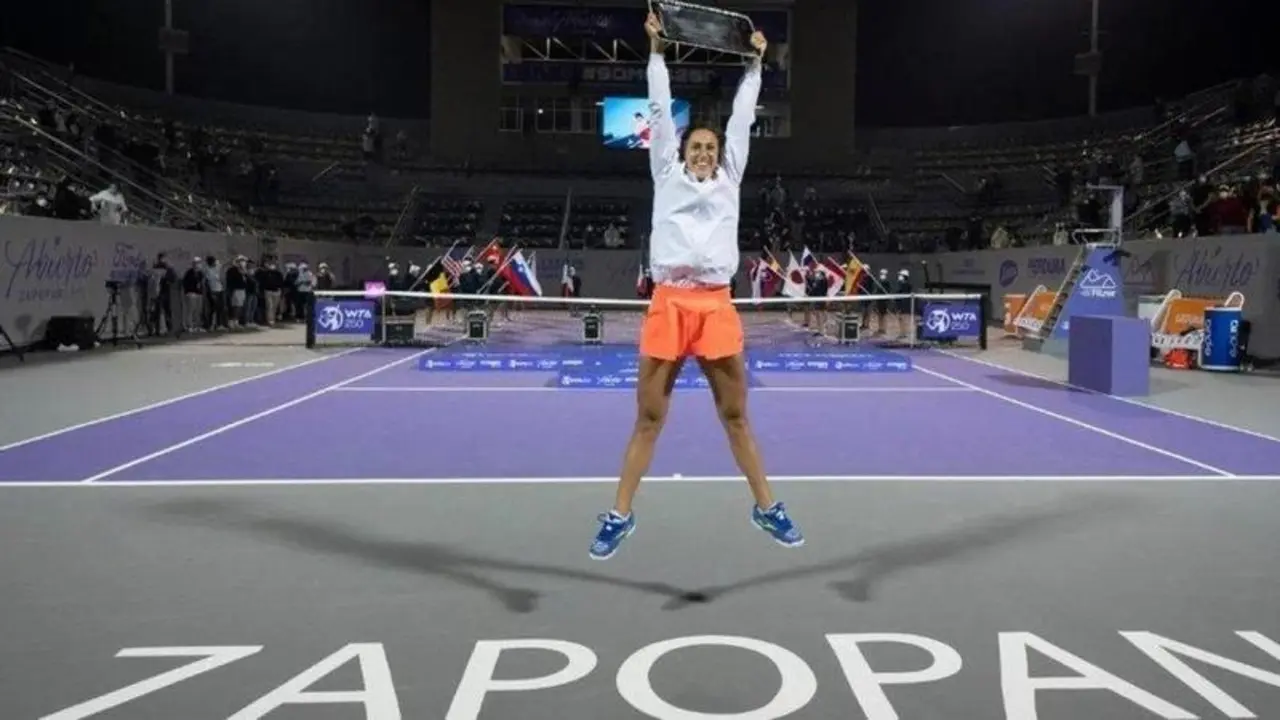  Sara Sorribes celebrando el t&iacute;tulo WTA en Guadalajara 
