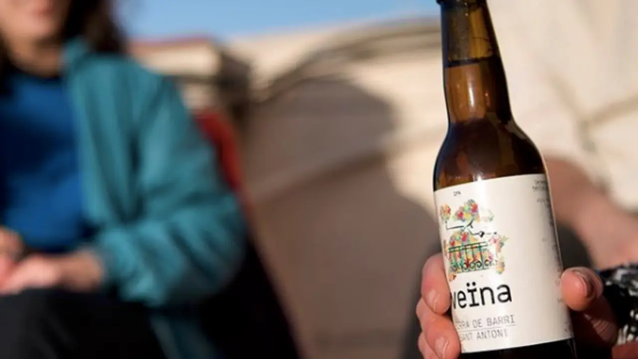  Cerveza solidaria en Instagram: @birradebarri 