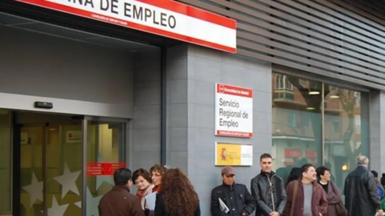  Oficina de empleo. Imagen de archivo 
