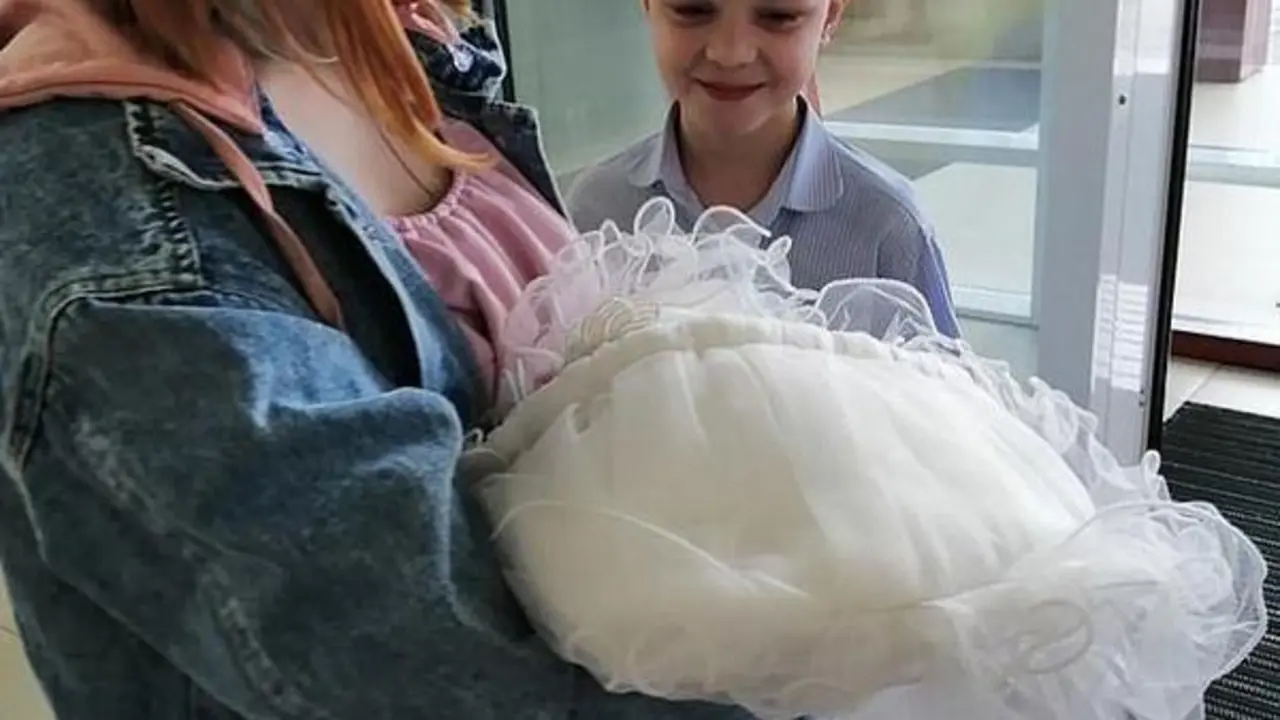  Darya junto a Ivan y el beb&eacute; 