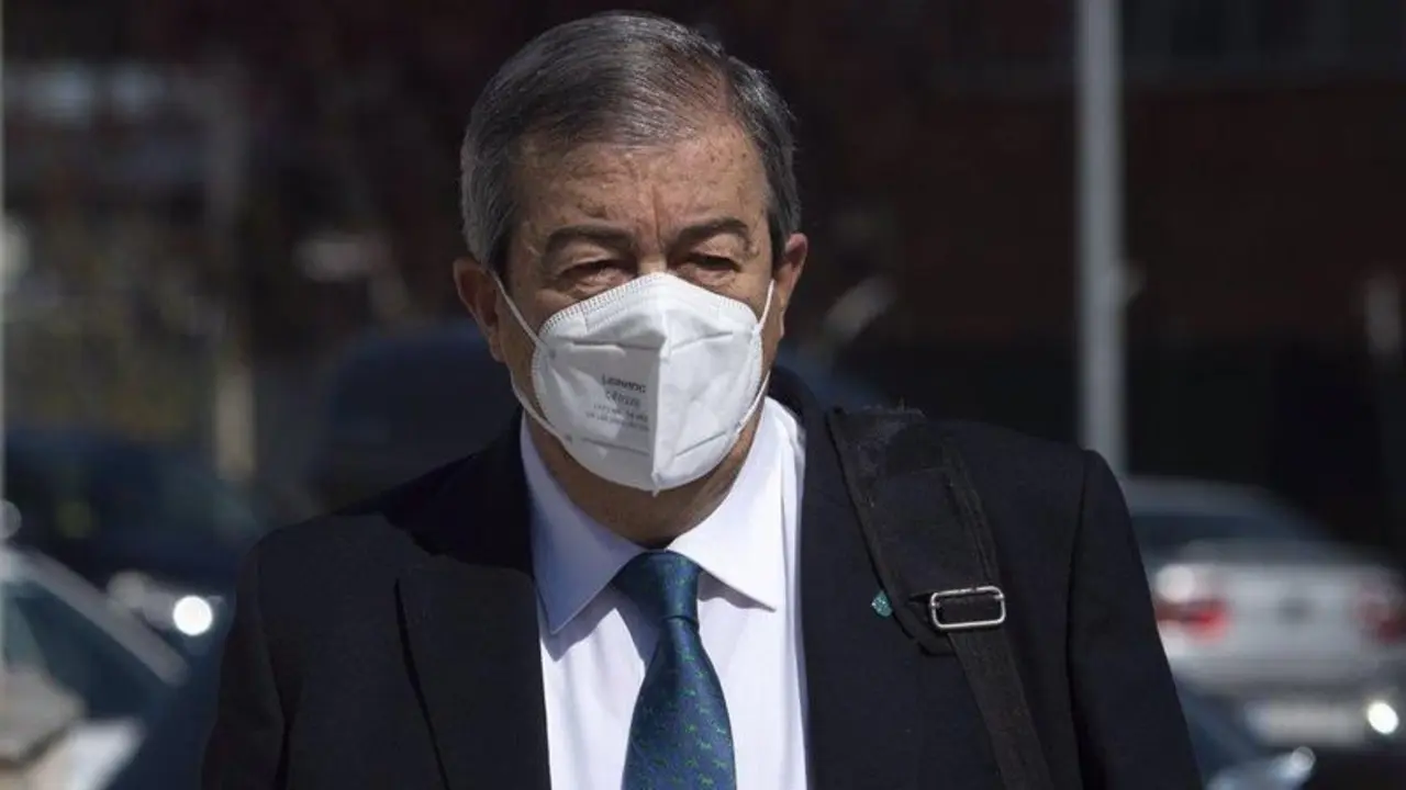 &Aacute;lvarez Cascos