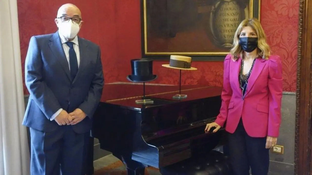  El Ayuntamiento de Granada restaura cuatro sombreros de Manuel de Falla. // EP 