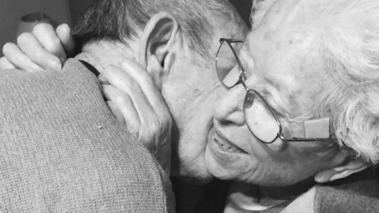  Reencuentro en Twitter: @martiitaa_3 