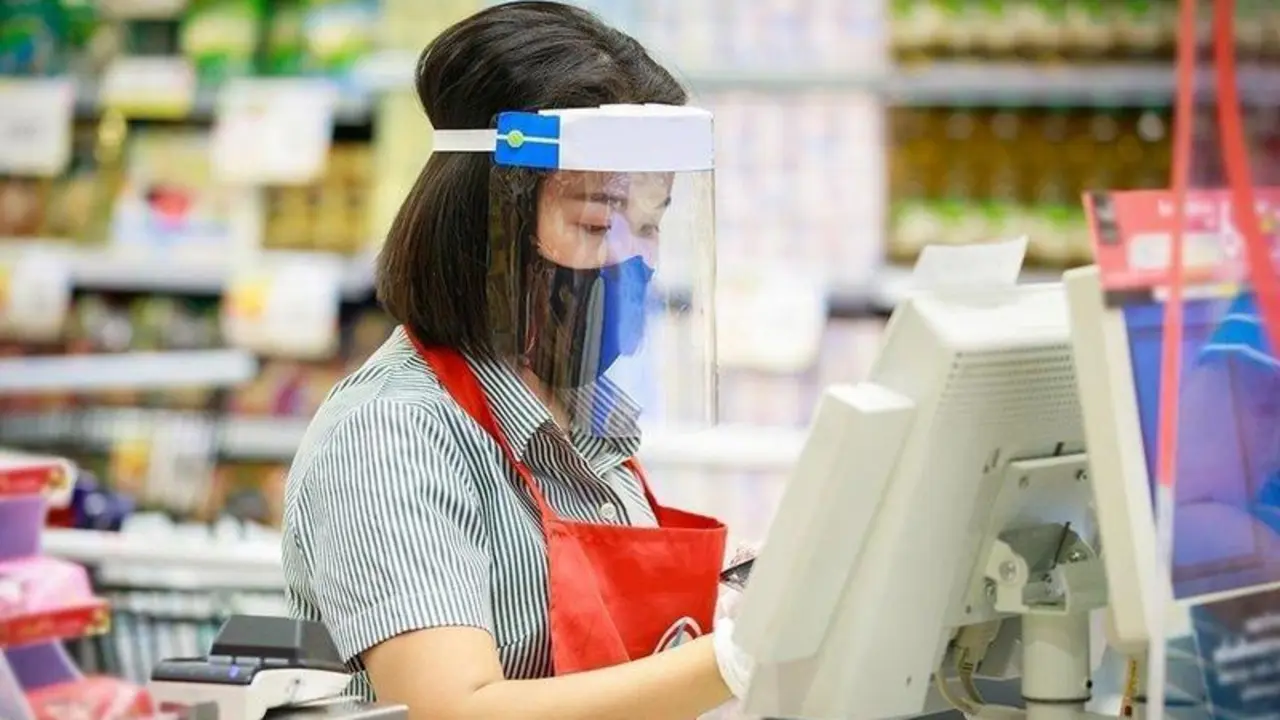  1140-frontline-essential-worker-esp.web 