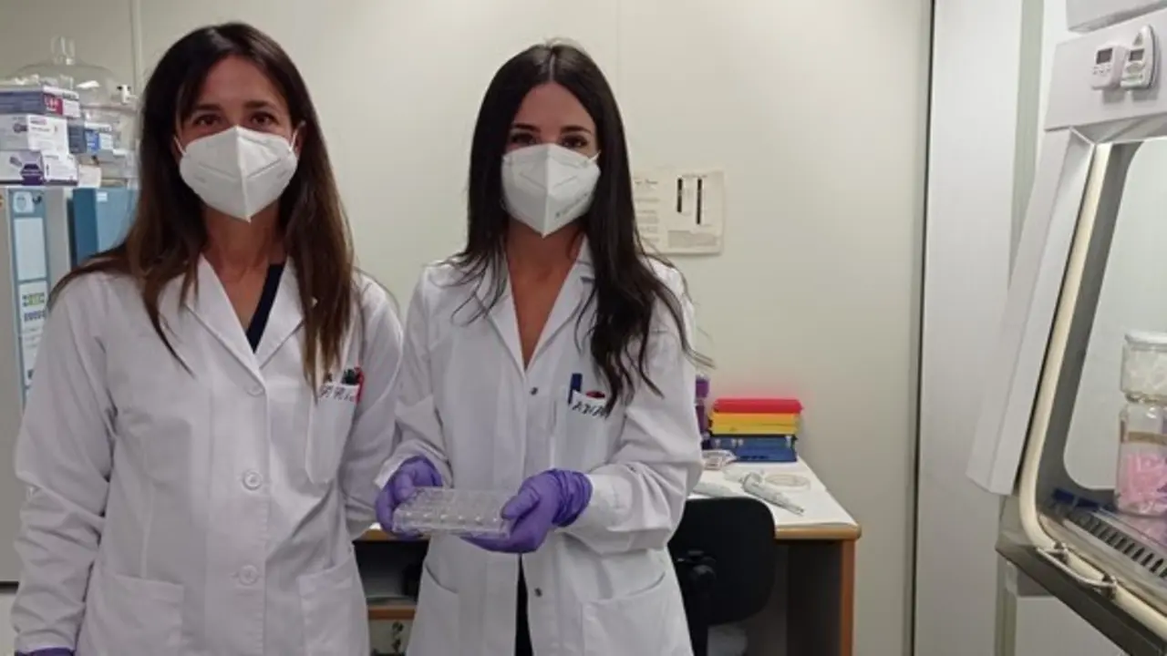  Las investigadoras Patricia Rico y Ana Rodr&iacute;guez-Romano 